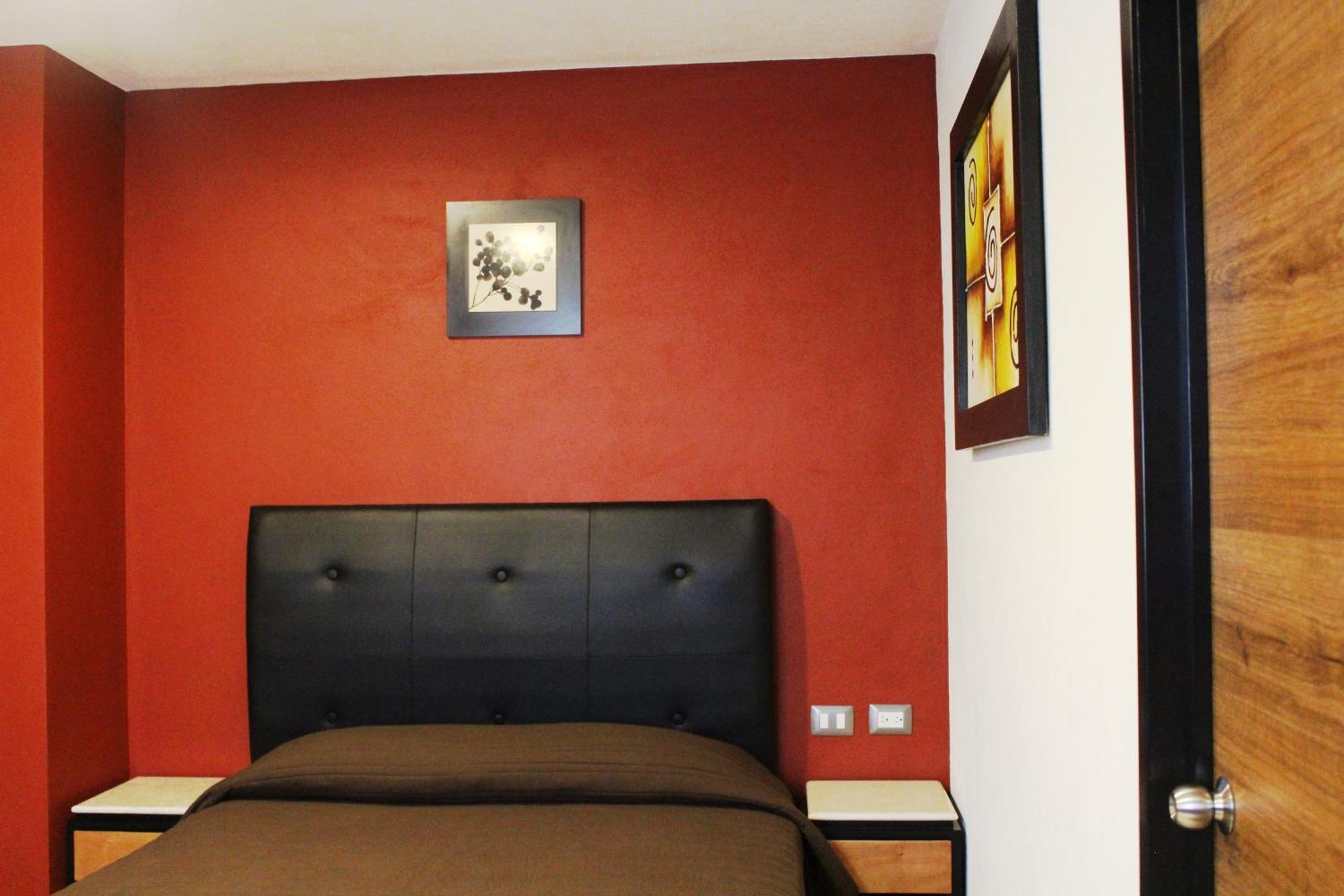 Hotel Leones Puebla Room photo